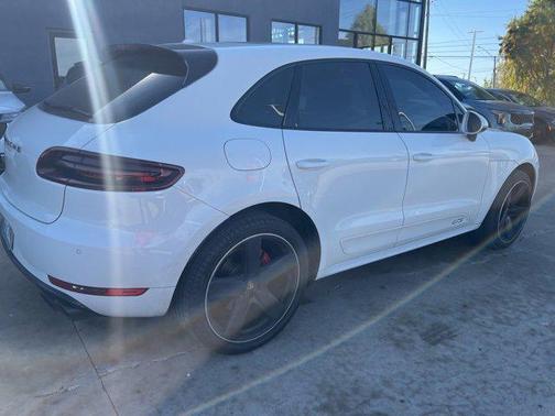 2017 Porsche Macan GTS