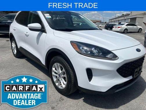 OXFORD WHITE 2021 Ford Escape SE