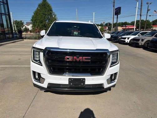 Summit White 2022 GMC Yukon XL SLE