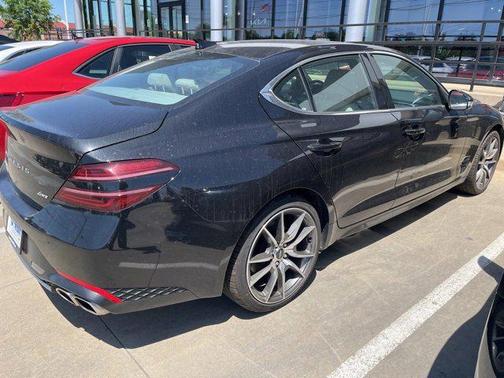2023 Genesis G70 2.0T AWD