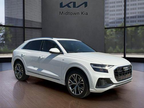 2020 Audi Q8 55 Premium Plus