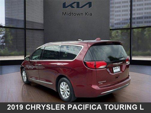 2019 Chrysler Pacifica Touring L