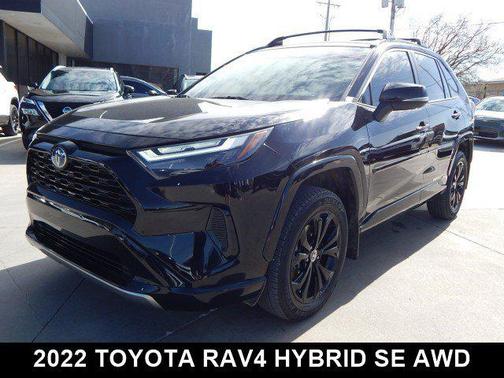 2022 Toyota RAV4 Hybrid SE