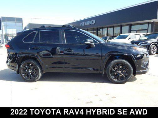 2022 Toyota RAV4 Hybrid SE