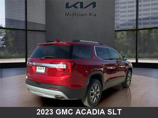 2023 GMC Acadia SLT