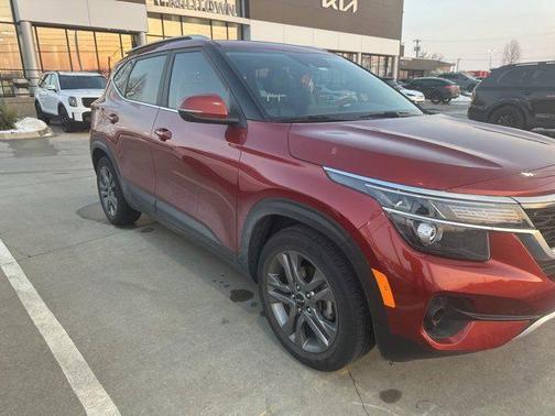 2023 Kia Seltos S