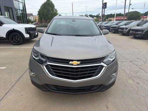 Pepperdust Metallic 2018 Chevrolet Equinox LT