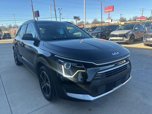 2023 Kia Niro EX