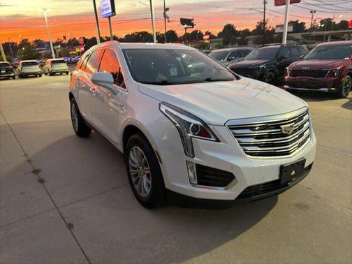 2017 Cadillac XT5 Luxury