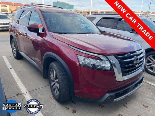 2023 Nissan Pathfinder SL