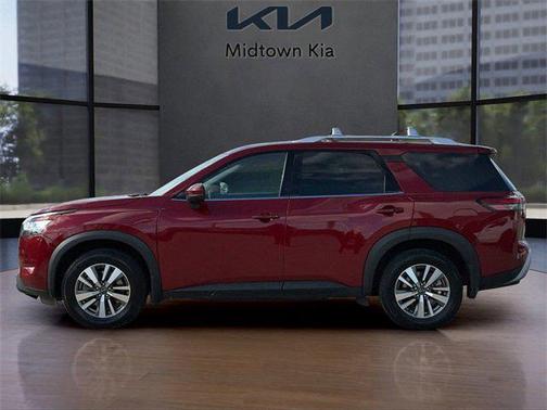 2023 Nissan Pathfinder SL