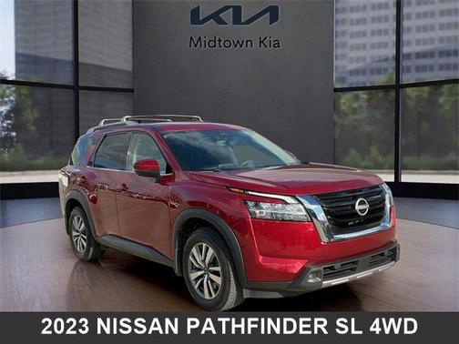 2023 Nissan Pathfinder SL