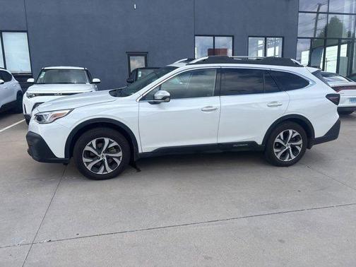 2021 Subaru Outback Touring XT