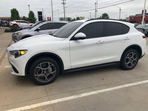 2022 Alfa Romeo Stelvio Sprint