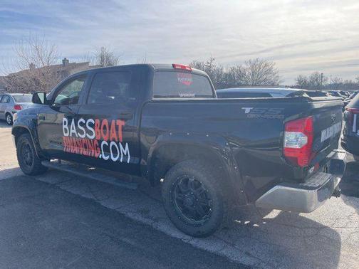 2016 Toyota Tundra SR5