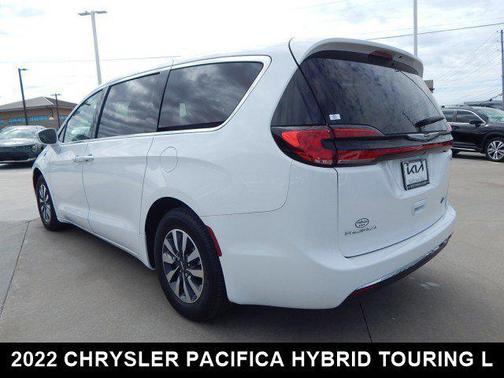 2022 Chrysler Pacifica Hybrid Touring L
