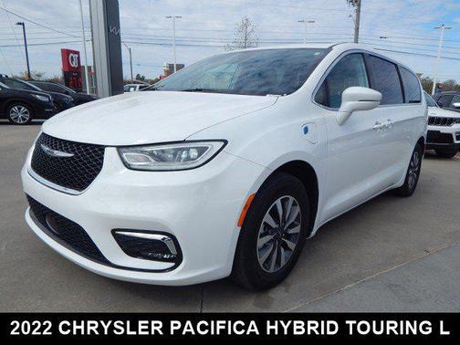 2022 Chrysler Pacifica Hybrid Touring L