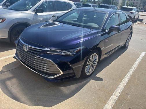 2021 Toyota Avalon Hybrid Limited
