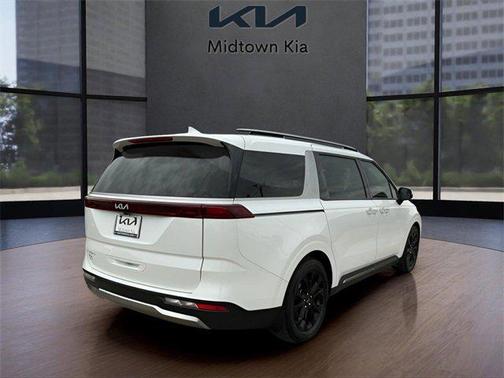 2024 Kia Carnival SX