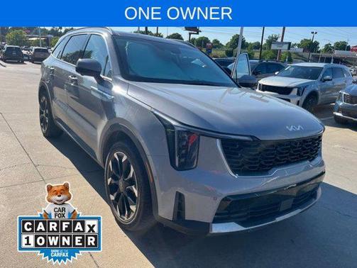 Wolf Gray 2025 Kia Sorento SX
