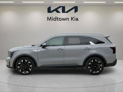 Wolf Gray 2025 Kia Sorento SX