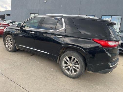 Mosaic Black Metallic 2019 Chevrolet Traverse High Country