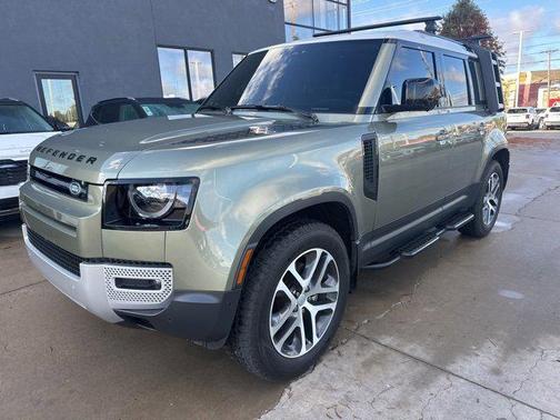 2024 Land Rover Defender S