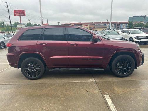 2019 Jeep Grand Cherokee Altitude