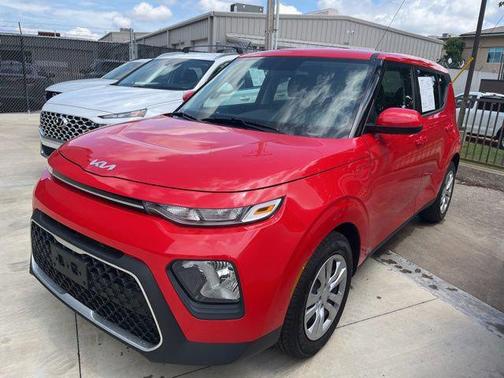 Inferno Red 2022 Kia Soul LX