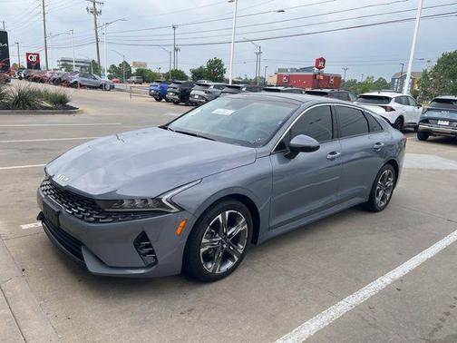 Everlasting Silver 2023 Kia K5 EX