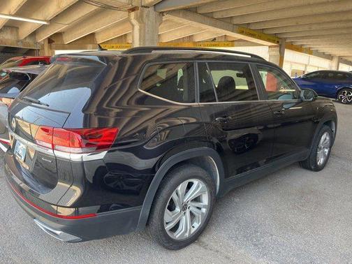 2023 Volkswagen Atlas 2.0T SE w/Technology 4MOTION