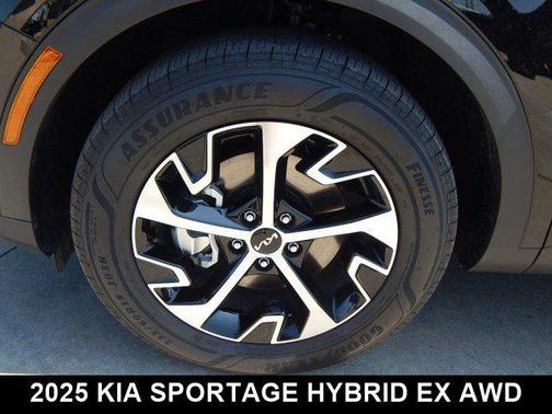 2025 Kia Sportage Hybrid EX