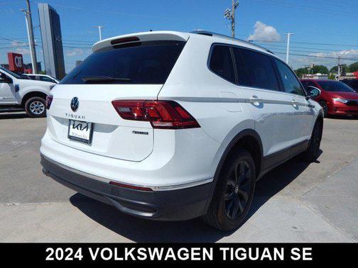 2024 Volkswagen Tiguan 2.0T SE 4MOTION