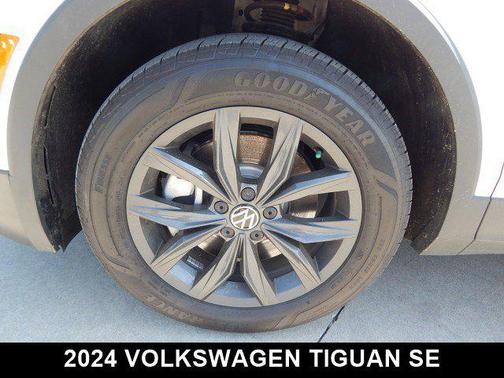 2024 Volkswagen Tiguan 2.0T SE 4MOTION