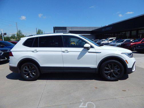 2024 Volkswagen Tiguan 2.0T SE 4MOTION