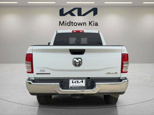 Bright White Clearcoat 2024 RAM 2500 Big Horn