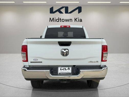 Bright White Clearcoat 2024 RAM 2500 Big Horn