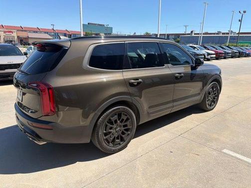 Dark Moss 2022 Kia Telluride EX