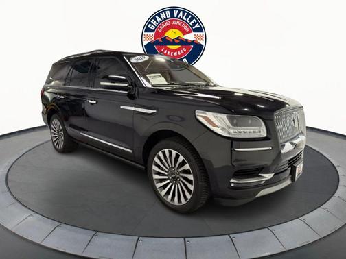 Infinite Black Metallic 2019 Lincoln Navigator Reserve