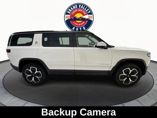 2023 Rivian R1S Adventure