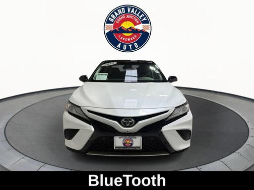 Midnight Black Metallic 2018 Toyota Camry XSE
