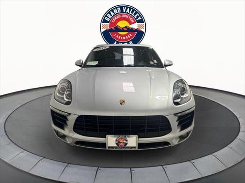 2016 Porsche Macan S