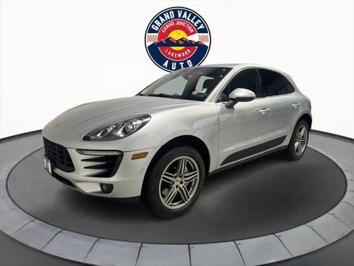 2016 Porsche Macan S