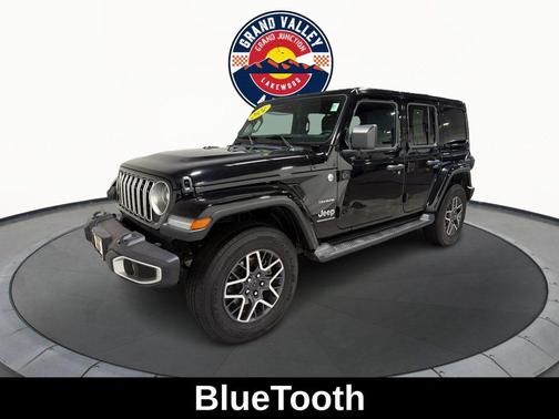 2024 Jeep Wrangler 4-Door Sahara 4x4