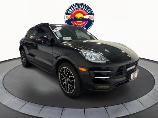 2018 Porsche Macan Turbo