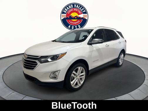 Iridescent Pearl Tricoat 2021 Chevrolet Equinox Premier