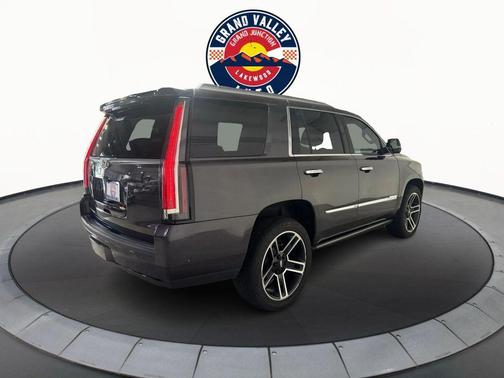 2018 Cadillac Escalade Premium Luxury