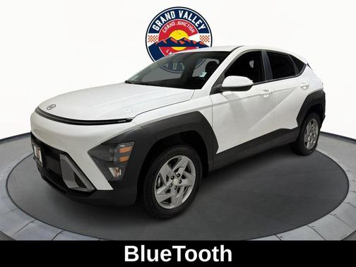 2025 Hyundai KONA SE
