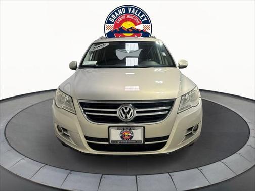 2009 Volkswagen Tiguan Base