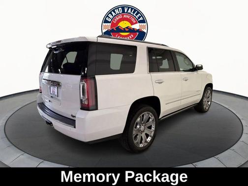 White Frost Tricoat 2017 GMC Yukon Denali